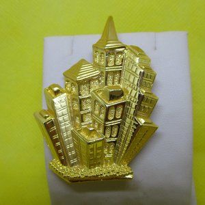 Park Lane Skyscraper Buildings Brooch